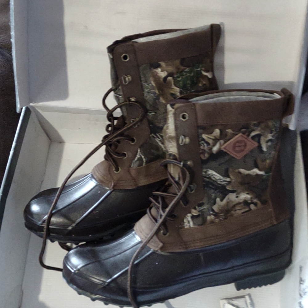 Red Ball vintage camo steel shank boots duckbill 14 insulated hunting trail y2k